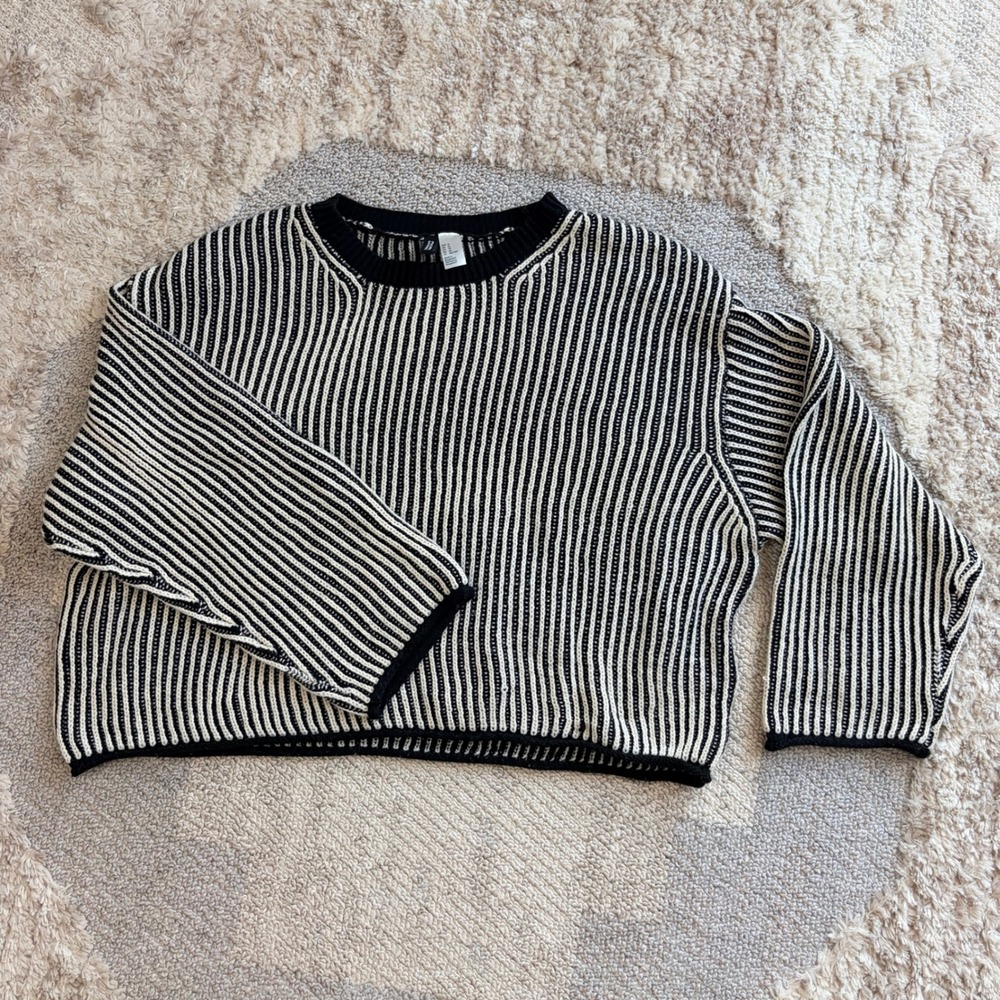 HM Divided Womens XL Black White Striped Knit Sweater Ribbed Crew Neck XL